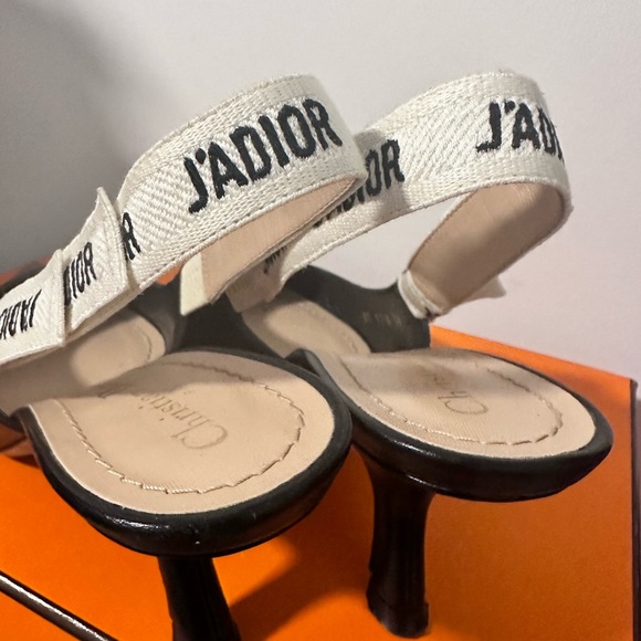 J’ Adior Heels - Picture 3 of 4
